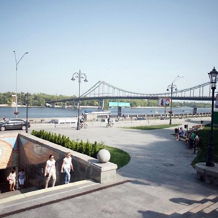 Podil Apart Near Poschtova Square History Center Kiev Exterior foto