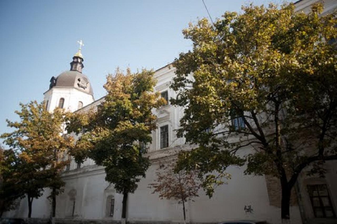 Podil Apart Near Poschtova Square History Center Kiev Exterior foto