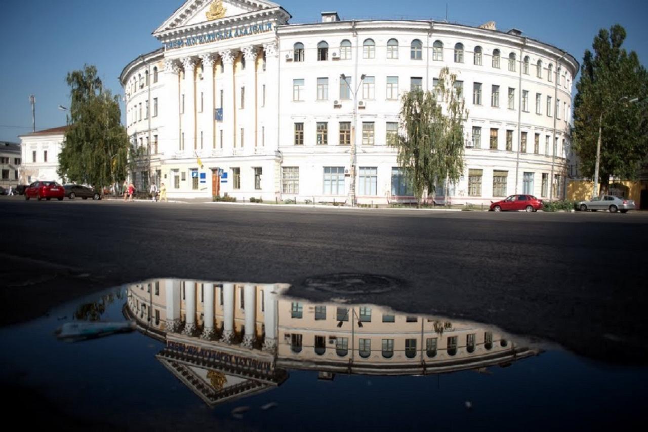 Podil Apart Near Poschtova Square History Center Kiev Exterior foto
